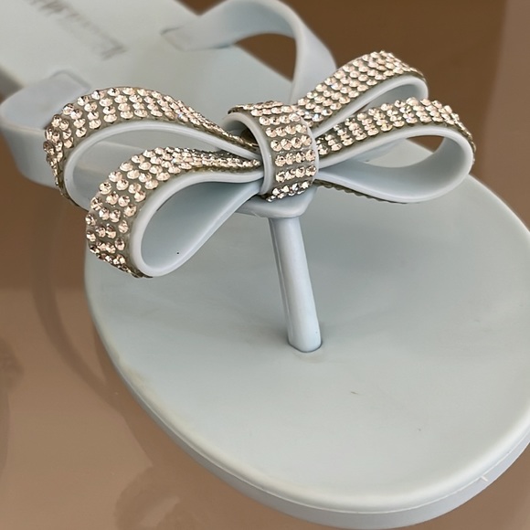 Steve Madden Leanne Blue Jelly Rhinestone Thong Flip Flops Women SIZE 5.0 - Picture 5 of 9